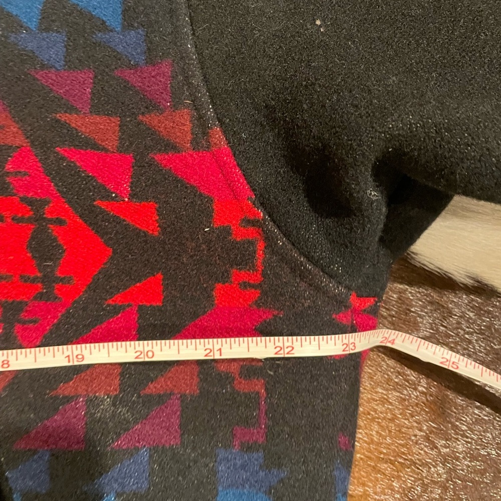 Pendleton Black and Red Jacket - Picture 10 of 16
